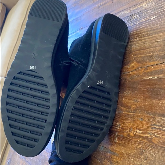 NWOT Vaneli Sport Booties - Picture 3 of 3